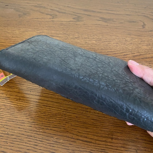 NWT Tory Burch Wallet with gold adornments - Picture 6 of 10